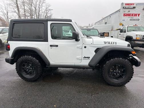 2025 Jeep Wrangler Willys