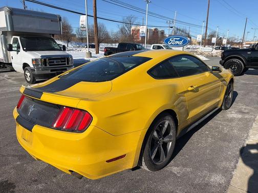 2015 Ford Mustang V6