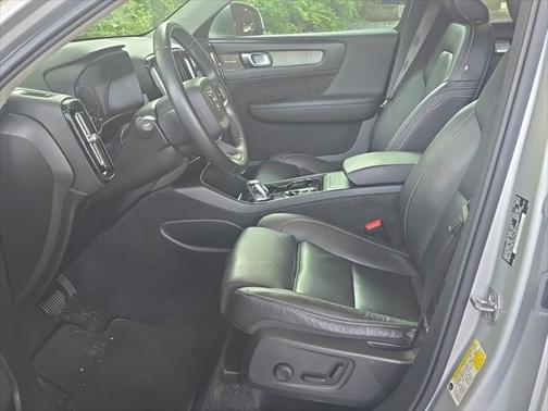 2019 Volvo XC40 T5 Inscription