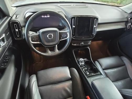 2019 Volvo XC40 T5 Inscription