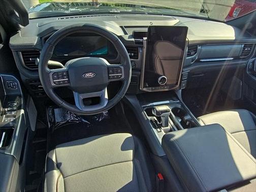 2024 Ford F-150 Lightning LARIAT