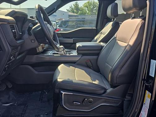 2024 Ford F-150 Lightning LARIAT