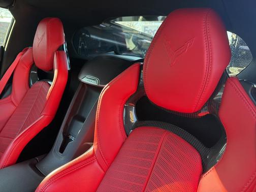 2023 Chevrolet Corvette Stingray w/2LT