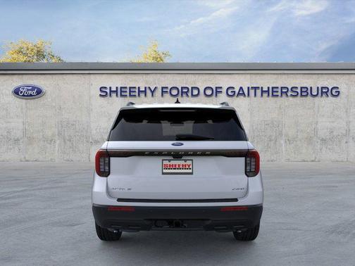 Space White Metallic 2026 Ford Explorer Active