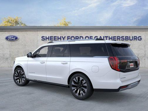 Star White Metallic Tri-Coat 2026 Ford Expedition Max Platinum