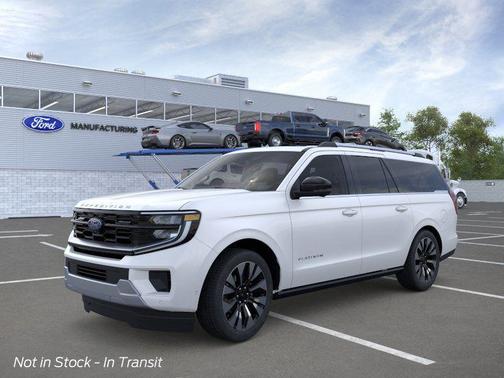 Star White Metallic Tri-Coat 2026 Ford Expedition Max Platinum