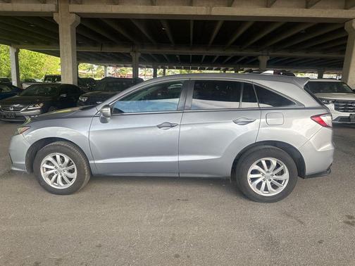 Lunar Silver Metallic 2017 Acura RDX AcuraWatch Plus Package