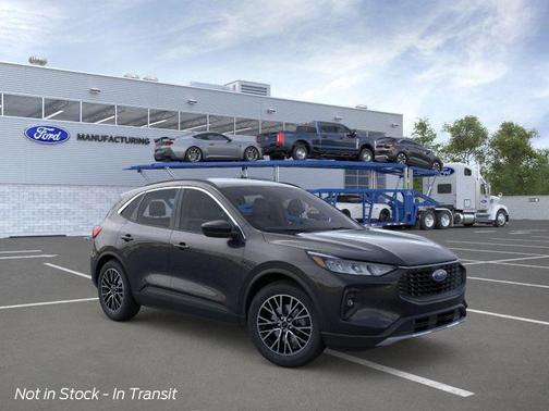 2026 Ford Escape PHEV SE