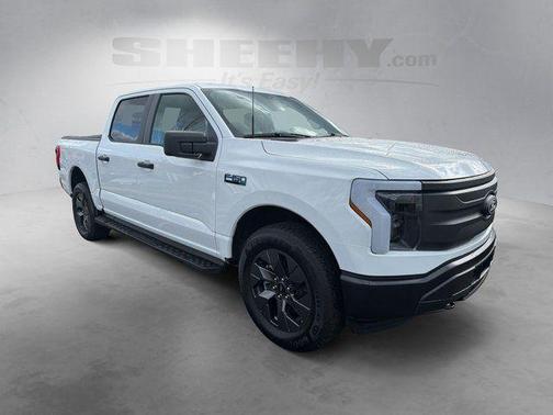 Oxford White 2025 Ford F-150 Lightning Pro
