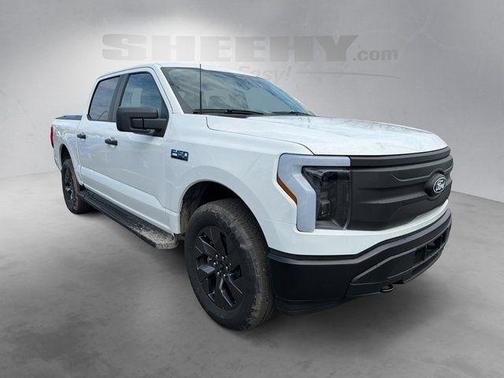 2025 Ford F-150 Lightning Pro