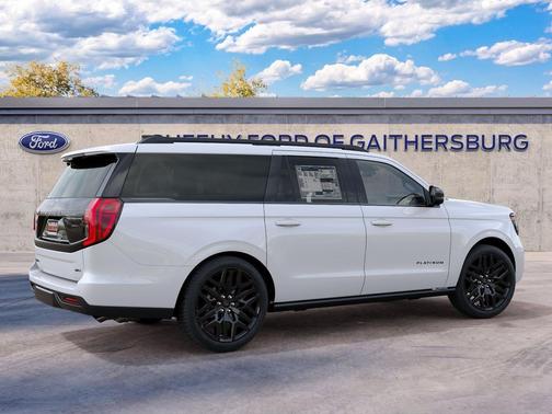 Star White Metallic Tri-Coat 2027 Ford Expedition Max Platinum
