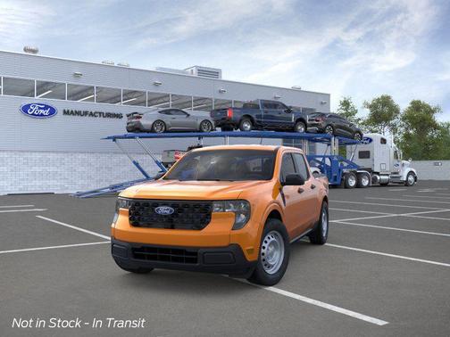 Orange Fury Metallic Tri-Coat 2026 Ford Maverick XL