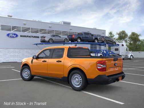 Orange Fury Metallic Tri-Coat 2026 Ford Maverick XL