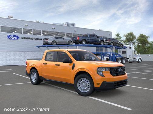 Orange Fury Metallic Tri-Coat 2026 Ford Maverick XL