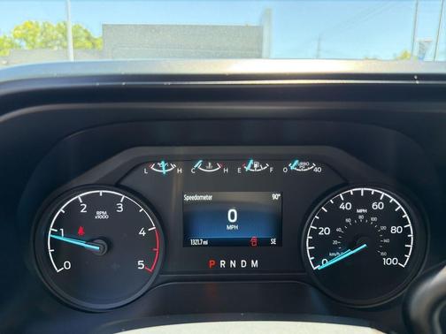 Oxford White 2025 Ford F-250 XL