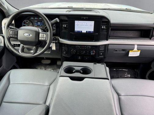 Oxford White 2025 Ford F-250 XL