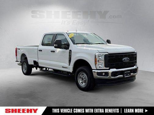 Oxford White 2025 Ford F-250 XL