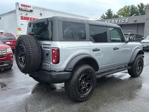 Iconic Silver Metallic 2023 Ford Bronco Wildtrak