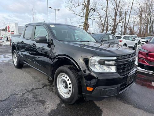 2022 Ford Maverick XL