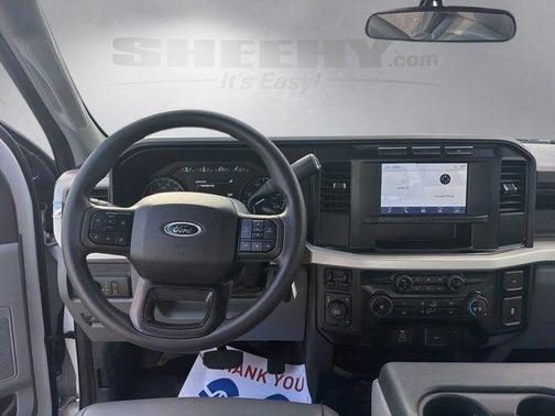 Oxford White 2024 Ford F-250 XL