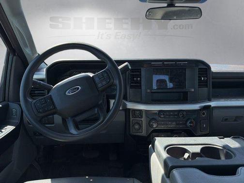 Oxford White 2024 Ford F-250 XL