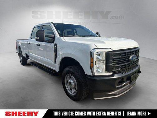 Oxford White 2024 Ford F-250 XL