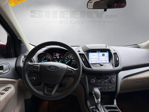 Ruby Red 2019 Ford Escape SE