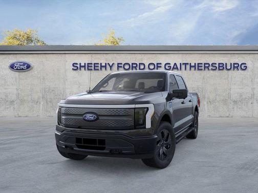 2025 Ford F-150 Lightning Flash