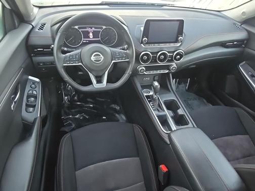 2020 Nissan Sentra SR