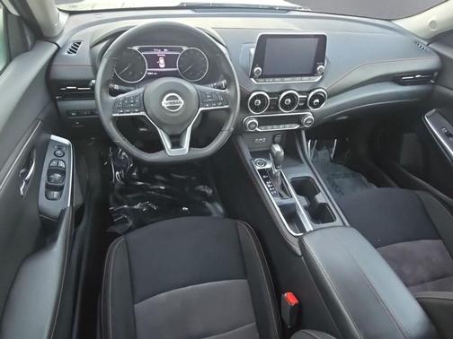 2020 Nissan Sentra SR