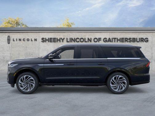 Black Metallic 2025 Lincoln Navigator Reserve
