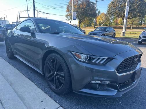 2017 Ford Mustang EcoBoost Premium