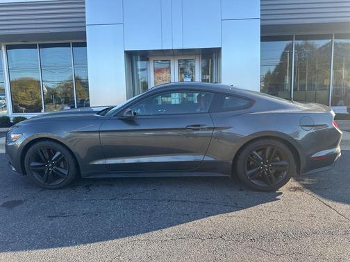 2017 Ford Mustang EcoBoost Premium