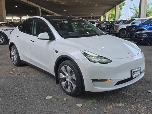 2024 Tesla Model Y Long Range Dual Motor All-Wheel Drive