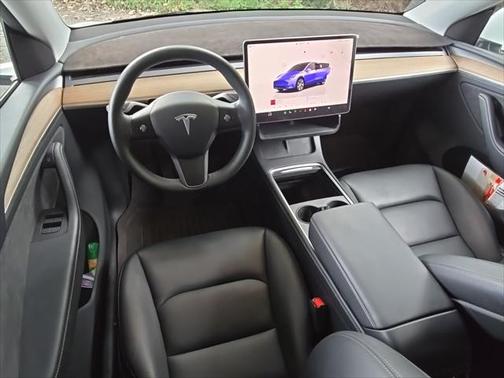 2024 Tesla Model Y Long Range Dual Motor All-Wheel Drive