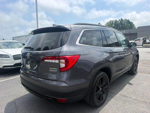 Modern Steel Metallic 2021 Honda Pilot AWD Special Edition