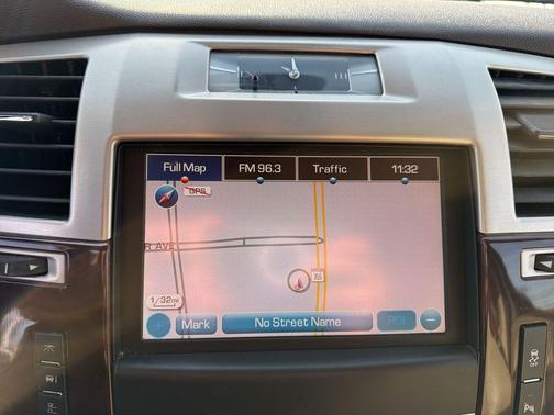 2013 Cadillac Escalade Base