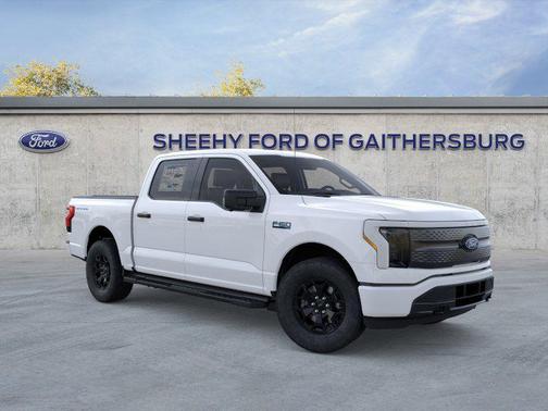 Oxford White 2025 Ford F-150 Lightning XLT
