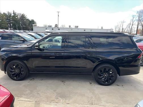 2025 Lincoln Navigator Reserve