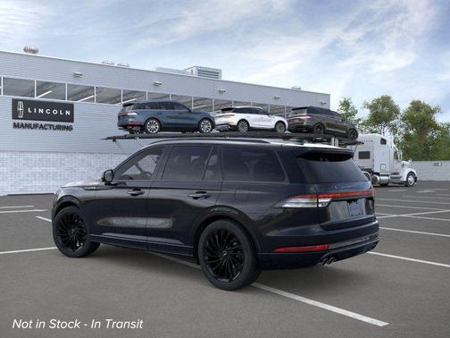 Infinite Black Metallic Clearcoat 2026 Lincoln Aviator Reserve AWD
