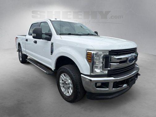 Oxford White 2019 Ford F-250 XLT