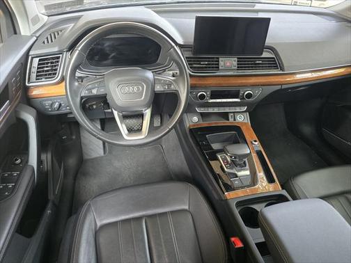 2023 Audi Q5 45 S line Premium Plus