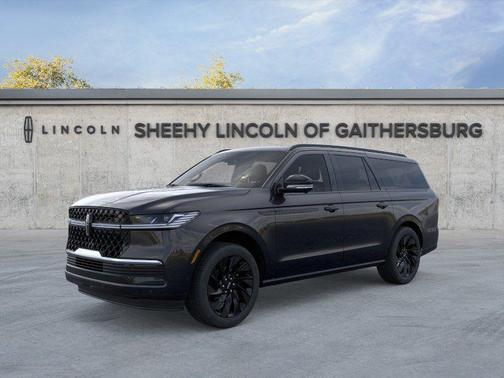 Infinite Black Metallic Clearcoat 2026 Lincoln Navigator Reserve