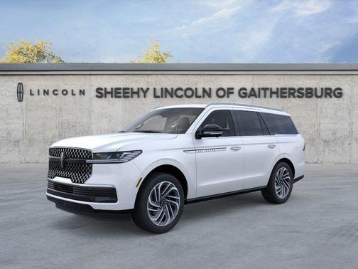 Pristine White Metallic Tri-Coat 2026 Lincoln Navigator Reserve