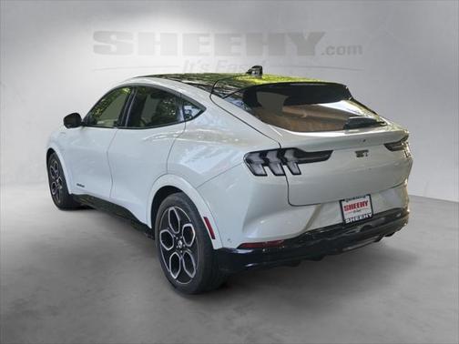2022 Ford Mustang Mach-E GT