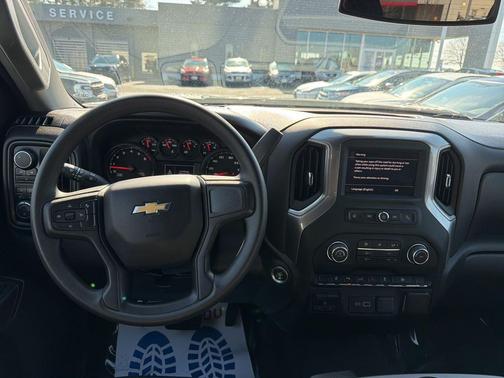 2024 Chevrolet Silverado 2500 Custom