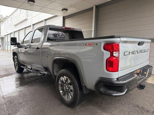 2024 Chevrolet Silverado 2500 Custom