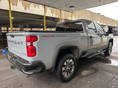 2024 Chevrolet Silverado 2500 Custom