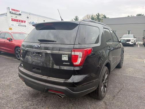 Shadow Black 2018 Ford Explorer XLT