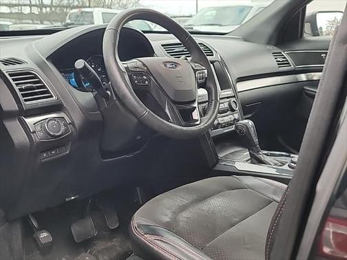 Shadow Black 2018 Ford Explorer XLT